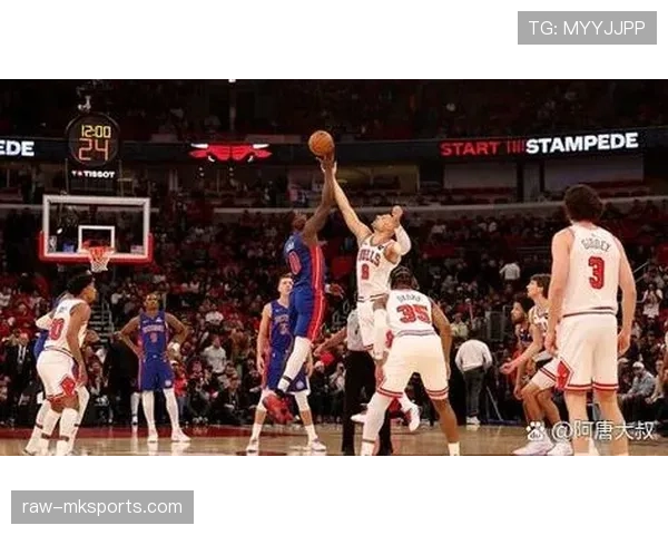 武切维奇拉开空间改变公牛进攻结构